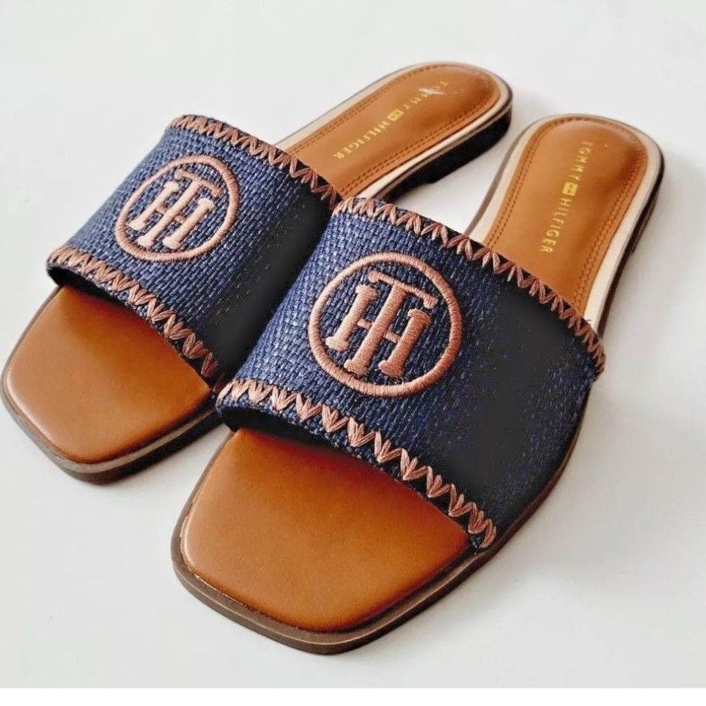 TOMMY HILFIGER women`s sandals TH Round Logo Slides